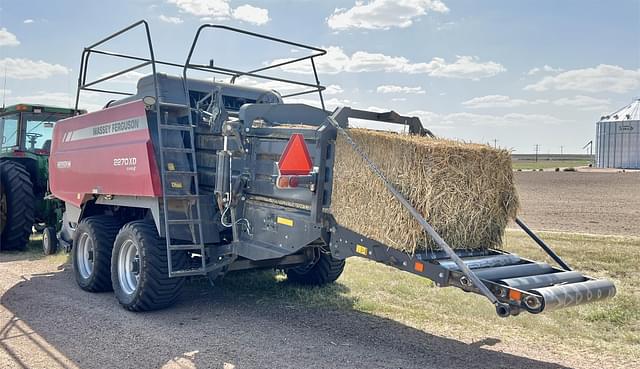 Image of Massey Ferguson 2270XD equipment image 3