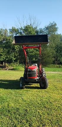 Image of Massey Ferguson 2604H equipment image 4