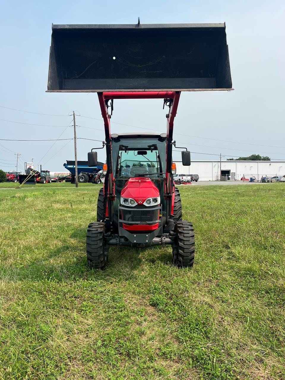 2020 Massey Ferguson 2860M Equipment Image0