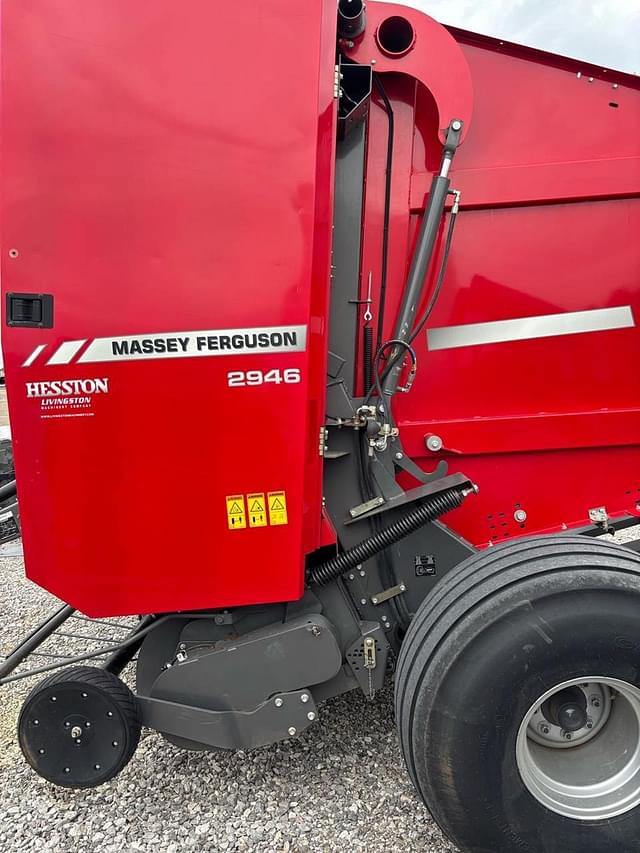 Image of Massey Ferguson 2946 equipment image 2