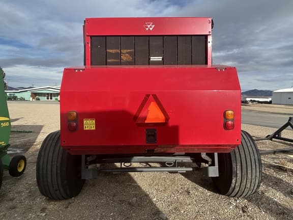 Image of Massey Ferguson 2956 equipment image 4