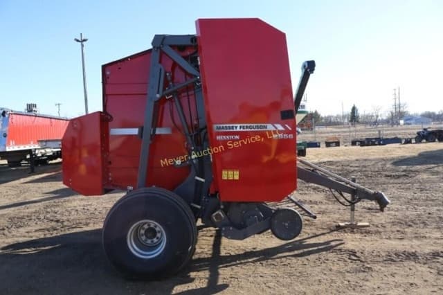 Image of Massey Ferguson 2956 equipment image 3