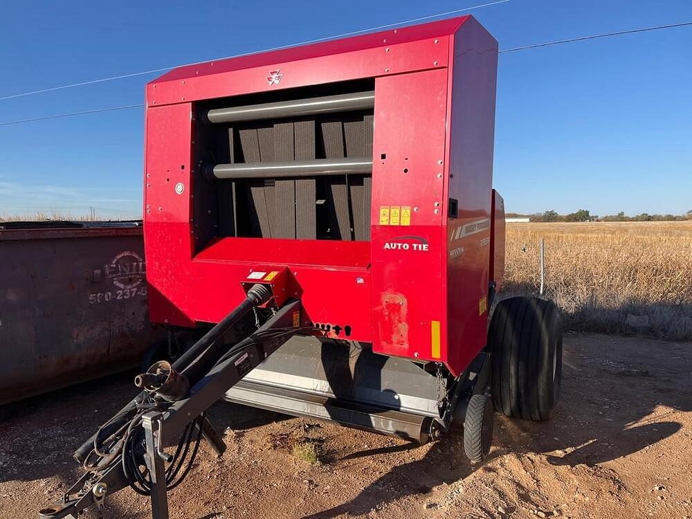 Image of Massey Ferguson Hesston 2956 Primary image