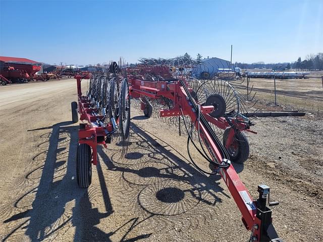 Image of Massey Ferguson 3983 equipment image 1