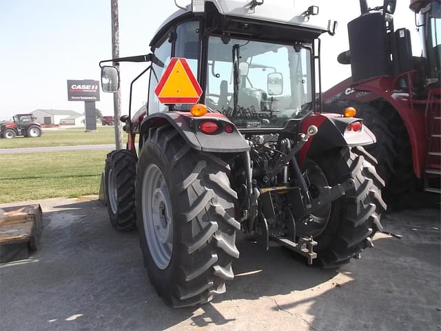 Image of Massey Ferguson 4707 equipment image 2