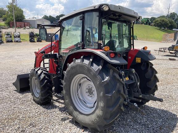 Image of Massey Ferguson 4710 equipment image 2