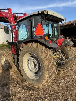 Image of Massey Ferguson 4710 equipment image 4