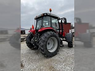 Main image Massey Ferguson 5711S 4