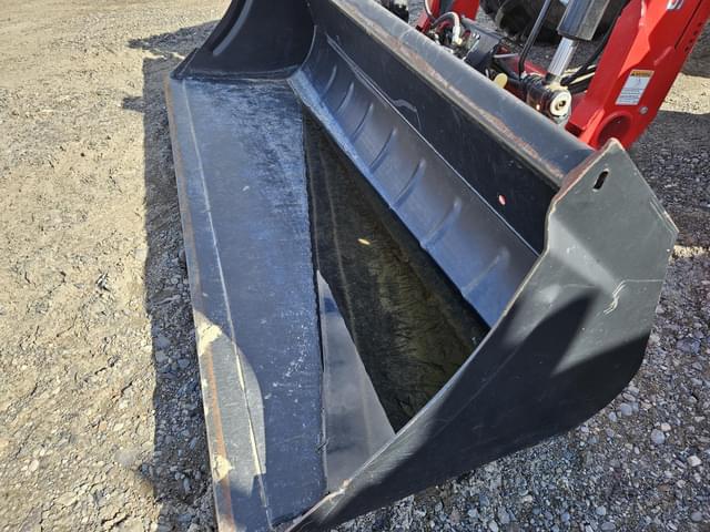 Image of Massey Ferguson 6713 equipment image 1