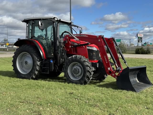 Image of Massey Ferguson 6713 equipment image 4