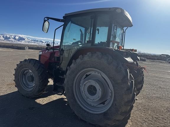 Image of Massey Ferguson 6713 equipment image 2