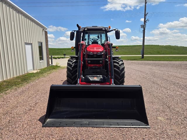 Image of Massey Ferguson 7715S equipment image 4