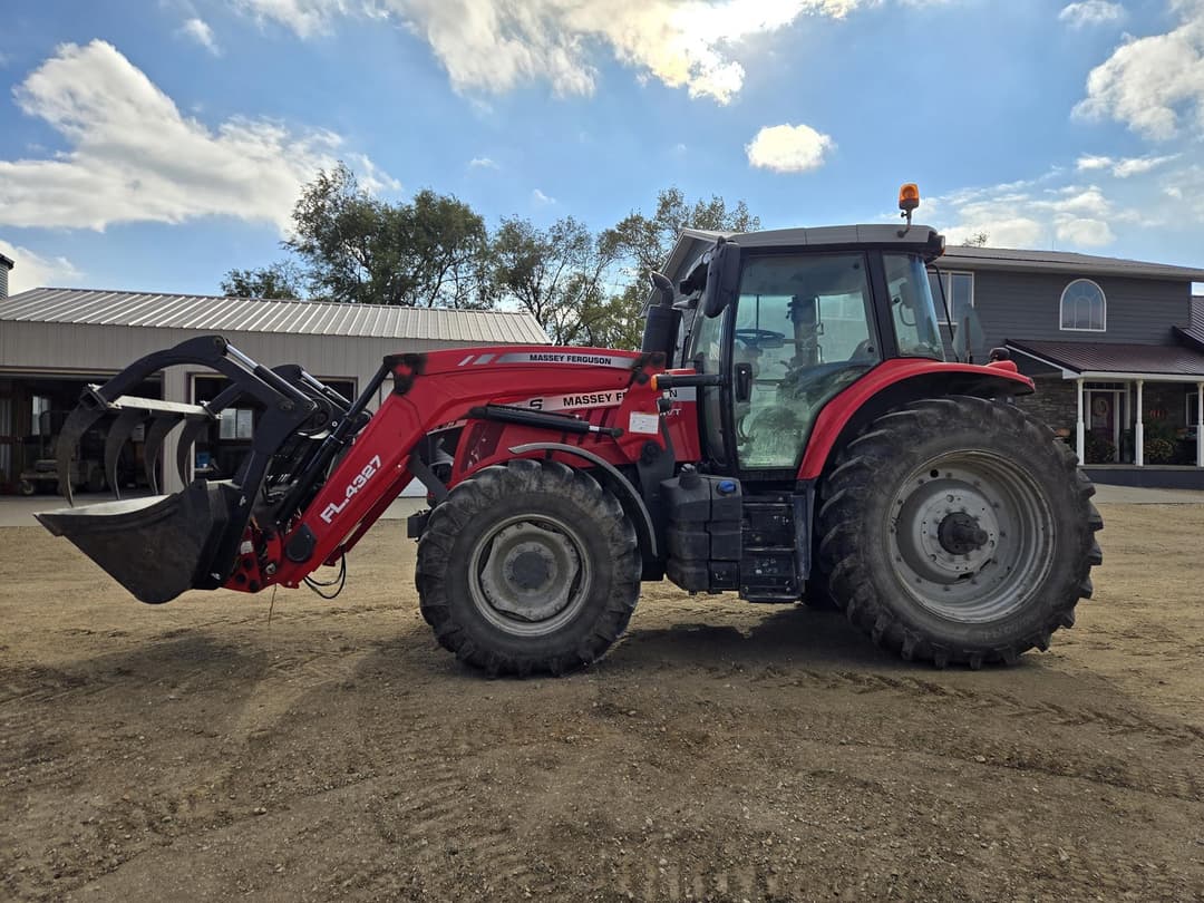 Image of Massey Ferguson 7715S Primary image