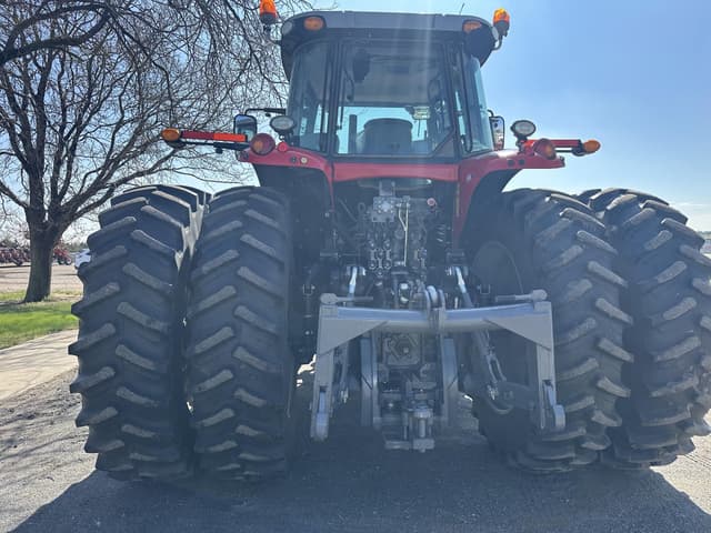 Image of Massey Ferguson 7724S equipment image 4