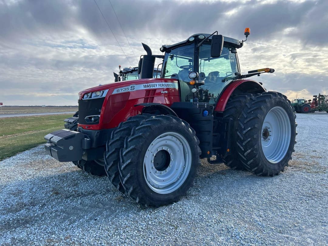 Image of Massey Ferguson 8735S Primary image