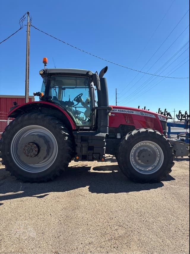 Image of Massey Ferguson 8737S equipment image 1