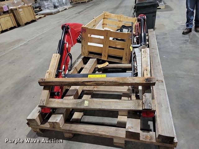 Image of Massey Ferguson FLX2815 equipment image 1