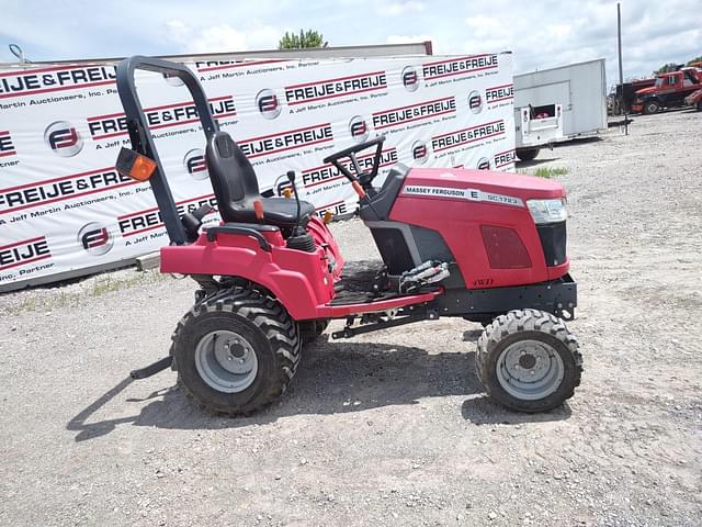Image of Massey Ferguson GC1723 equipment image 3