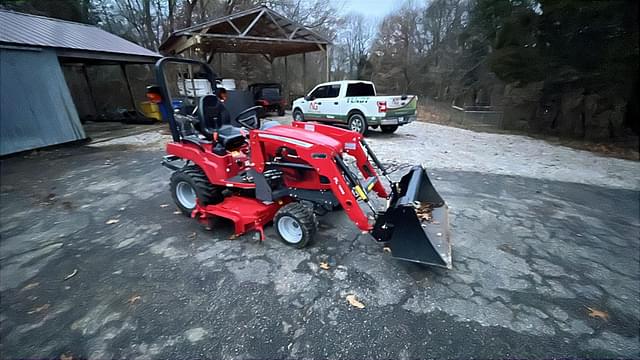 Image of Massey Ferguson GC1723E equipment image 1