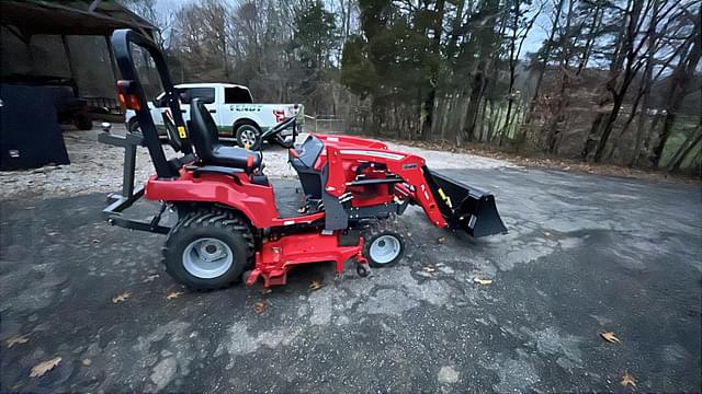 Image of Massey Ferguson GC1723E equipment image 2