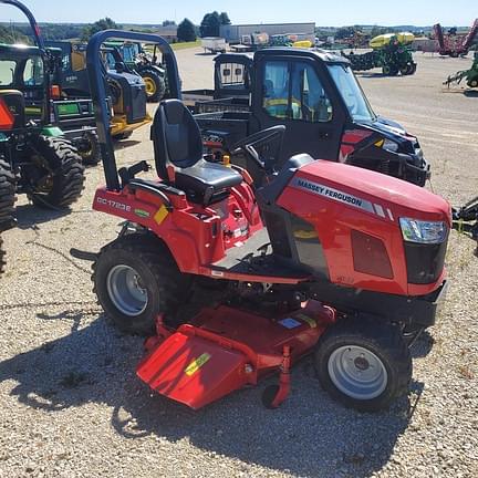 Image of Massey Ferguson GC1723E equipment image 2