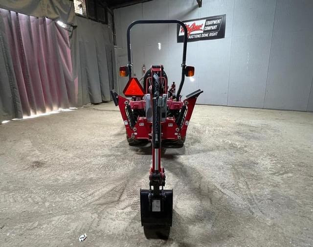 Image of Massey Ferguson GC1723EB equipment image 3