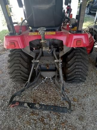 Image of Massey Ferguson GC1725M equipment image 2