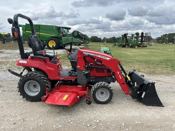 Image of Massey Ferguson GC1725M equipment image 4
