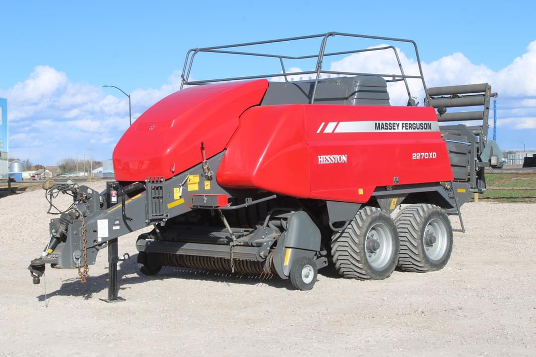 Image of Massey Ferguson 2270XD Primary image