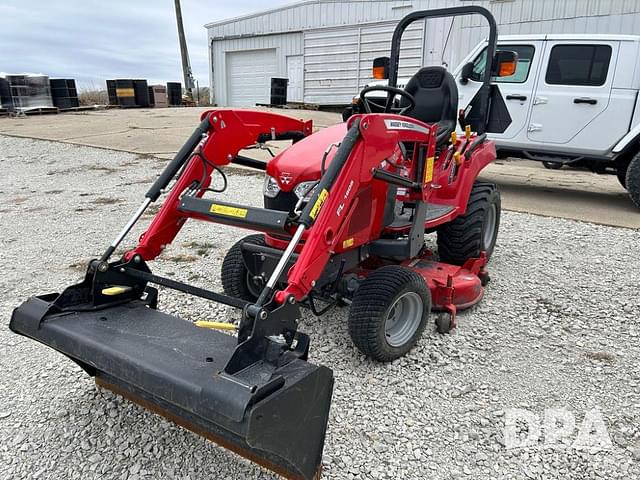 Image of Massey Ferguson GC1723 equipment image 1