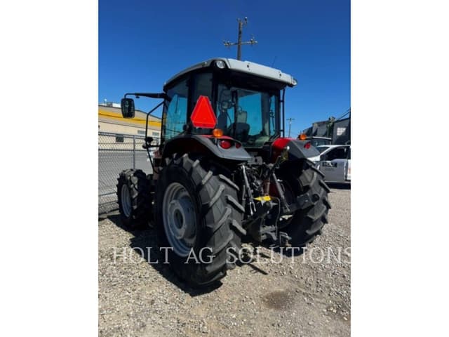 Image of Massey Ferguson 5711 equipment image 1