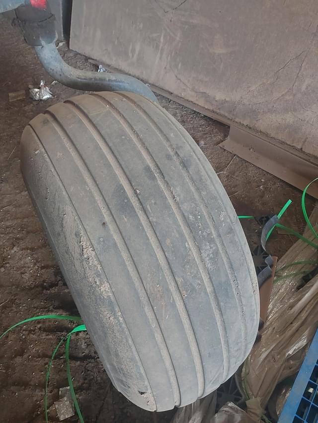 Image of Massey Ferguson WR9970 equipment image 4