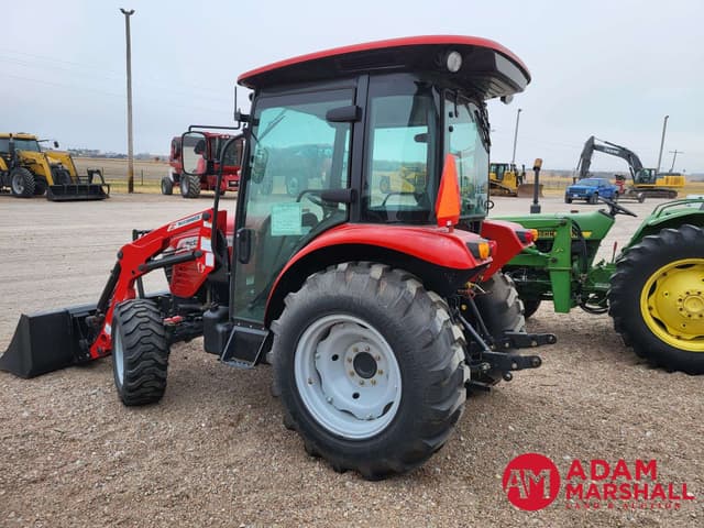 Image of McCormick Intl X1.37HC equipment image 2