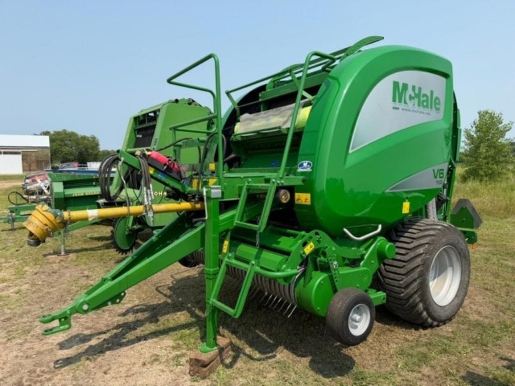 2020 McHale V6 750 Equipment Image0