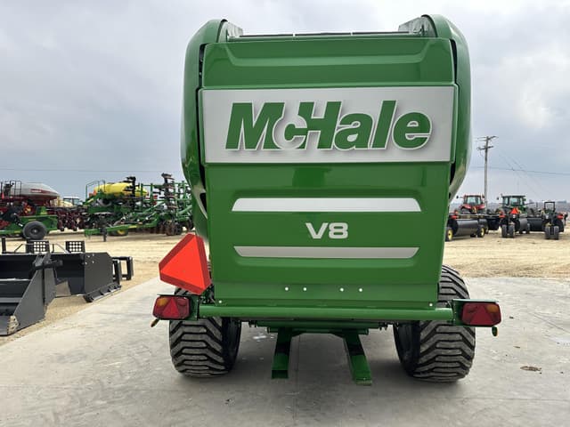 Image of McHale V8 950 equipment image 3