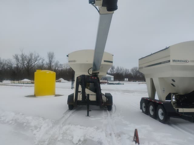 Image of Meridian 405 equipment image 1