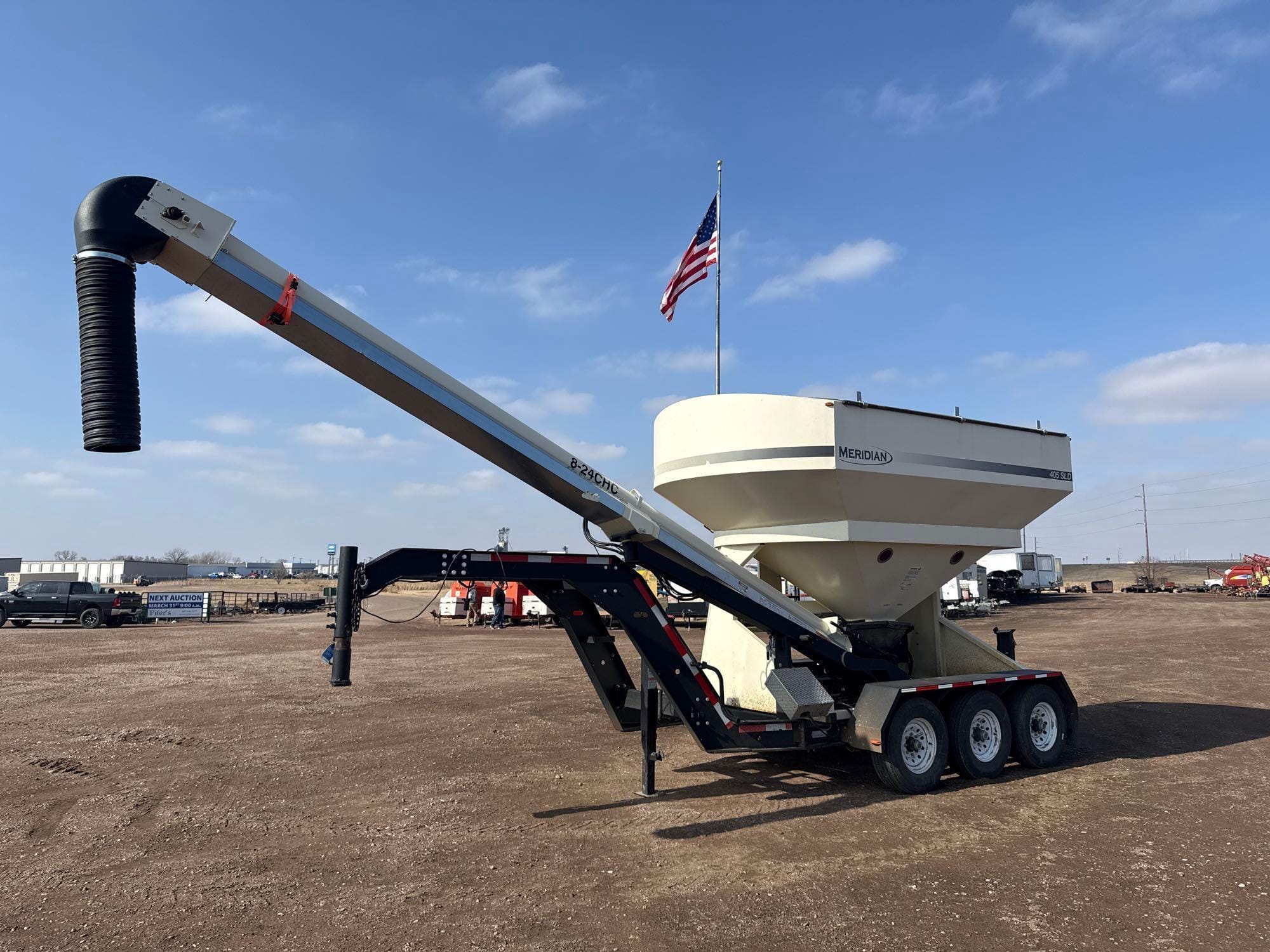 2020 Meridian 405 Equipment Image0