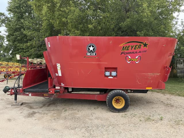 Image of Meyer F700 equipment image 1
