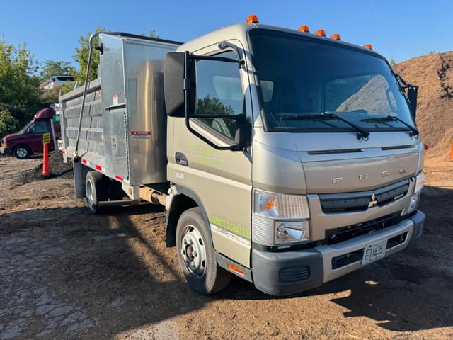 Image of Mitsubishi Fuso equipment image 2