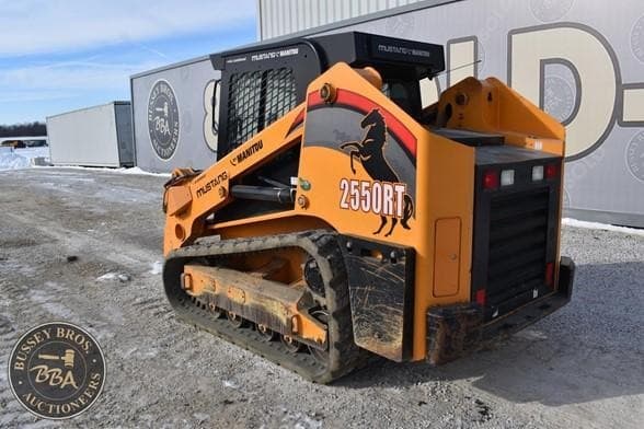 Image of Mustang 2550RT equipment image 2