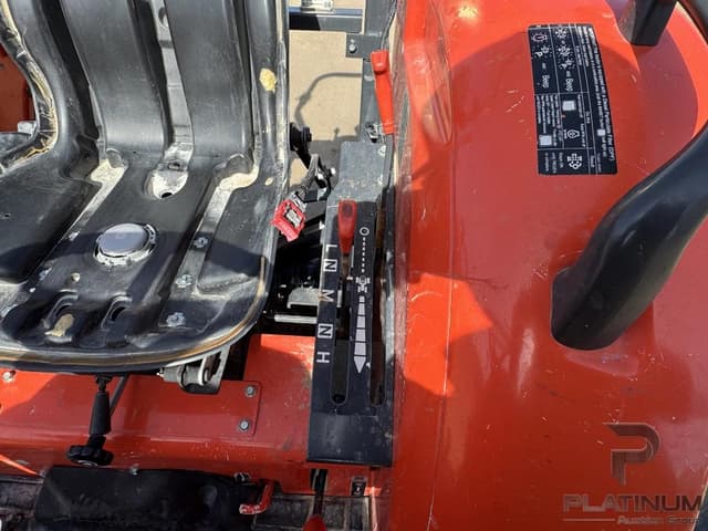 Image of Kubota MX5400 equipment image 1