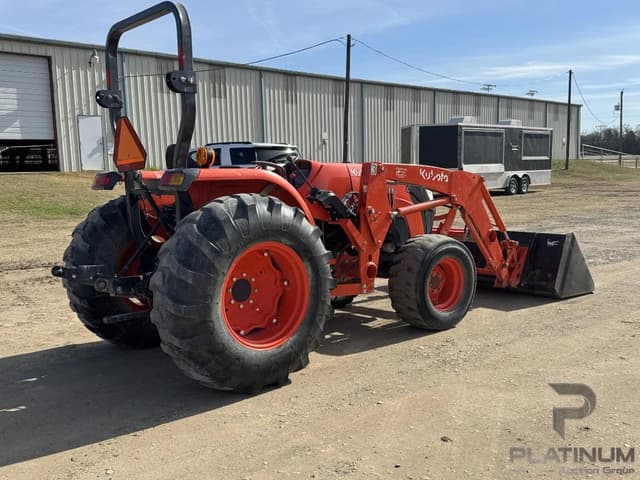 Image of Kubota MX5400 equipment image 2