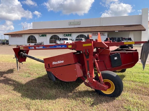 2020 New Holland 210 Equipment Image0