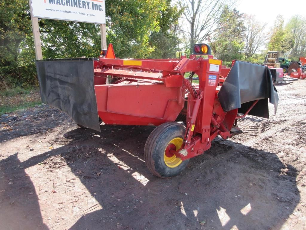 2020 New Holland 210 Equipment Image0