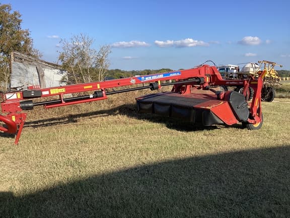 Image of New Holland 313 equipment image 2