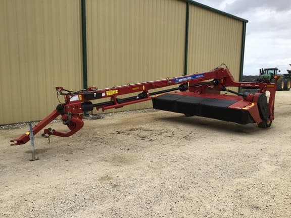 Image of New Holland 313 equipment image 2