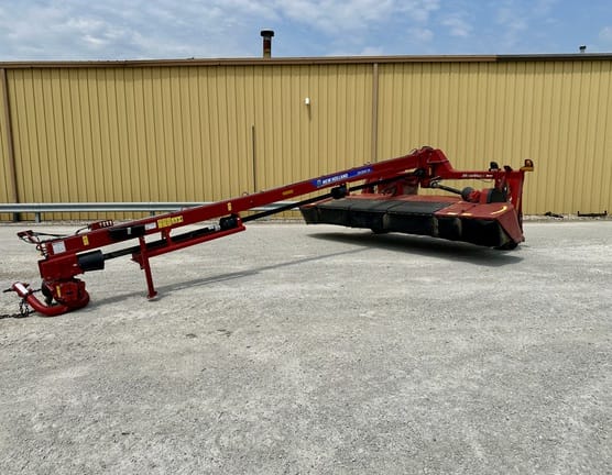 2020 New Holland 316 Equipment Image0