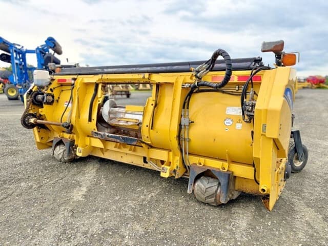Image of New Holland 380FP equipment image 4