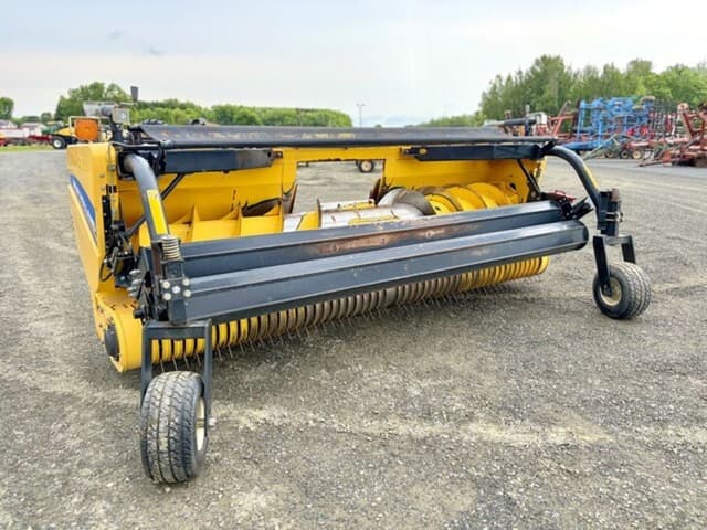 Image of New Holland 380FP equipment image 2