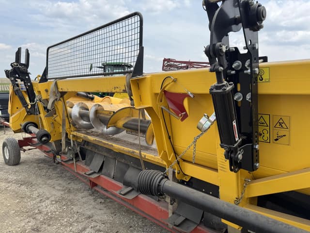 Image of New Holland 980CR equipment image 4